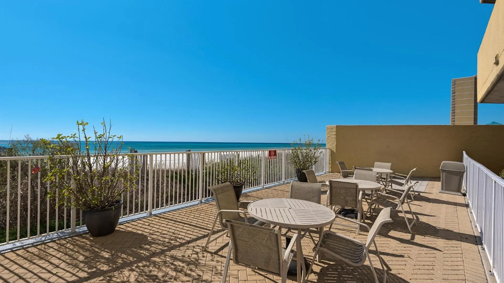 Emerald Isle 403 By Emerald Coast Retreats Panama City Beach