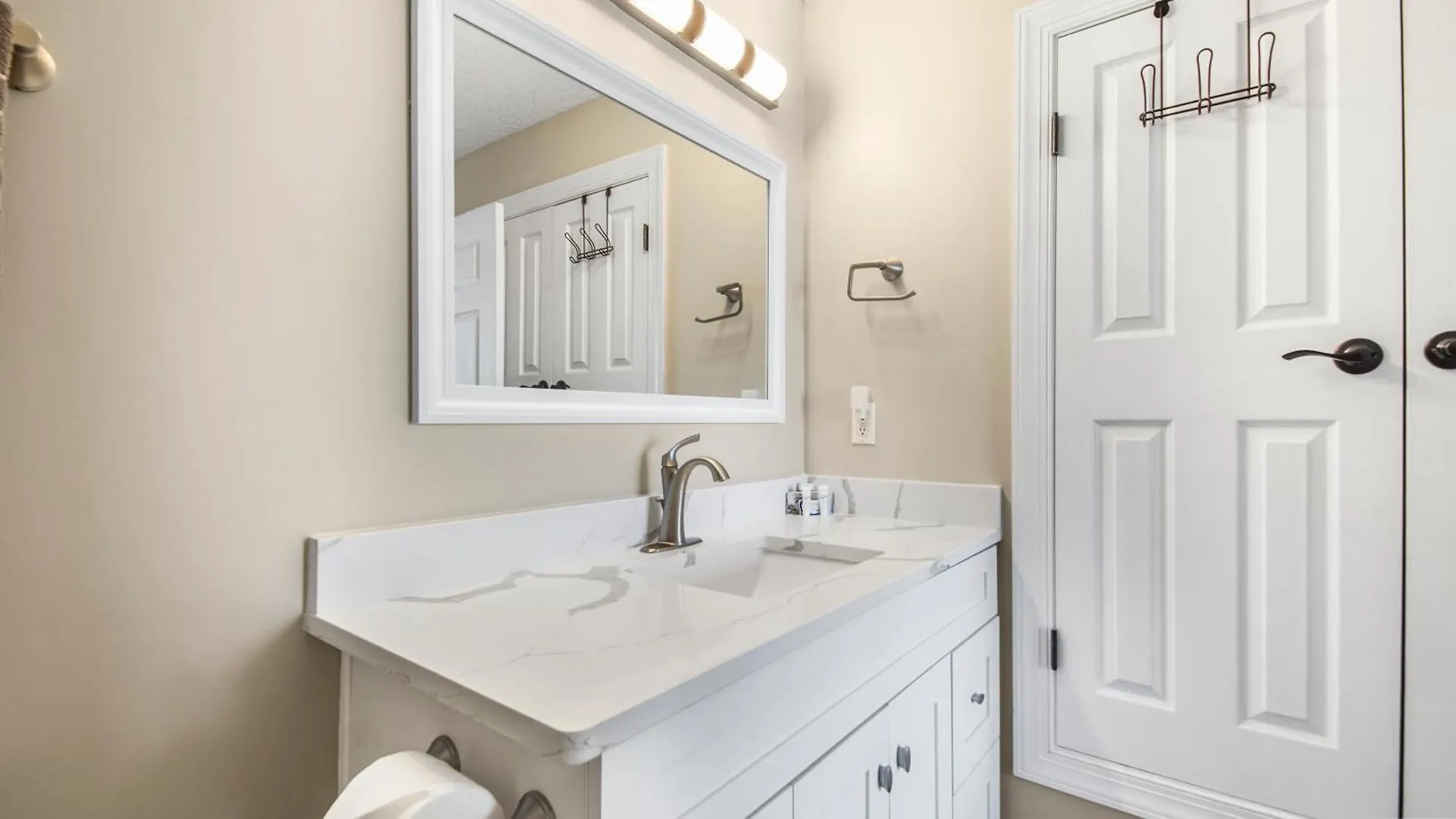Emerald Isle 403 By Emerald Coast Retreats Panama City Beach United States